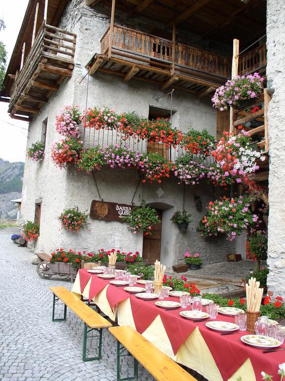 Agriturismo Barba Gust Cesana Torinese Eksteriør bilde