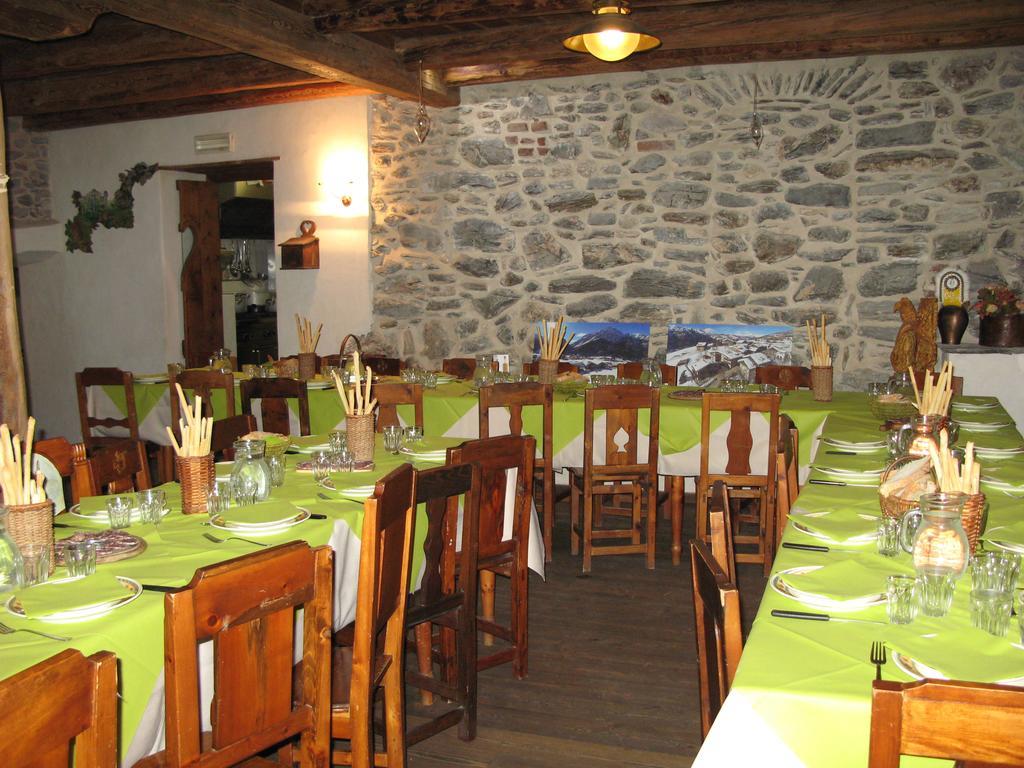Agriturismo Barba Gust Cesana Torinese Eksteriør bilde