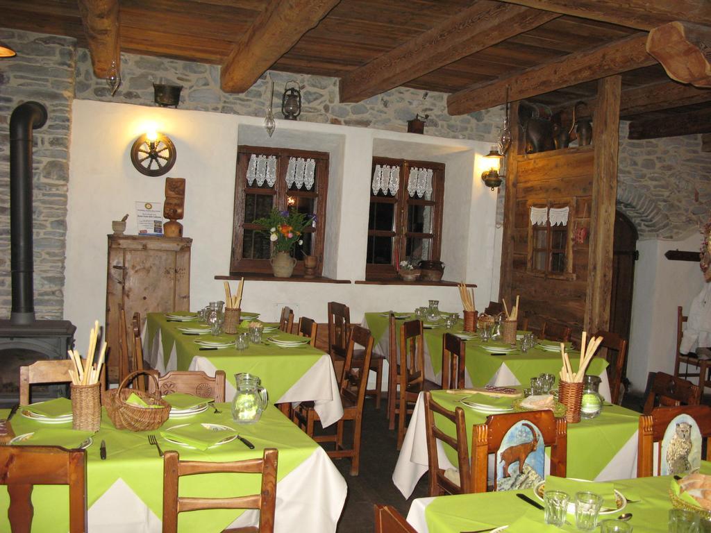 Agriturismo Barba Gust Cesana Torinese Eksteriør bilde