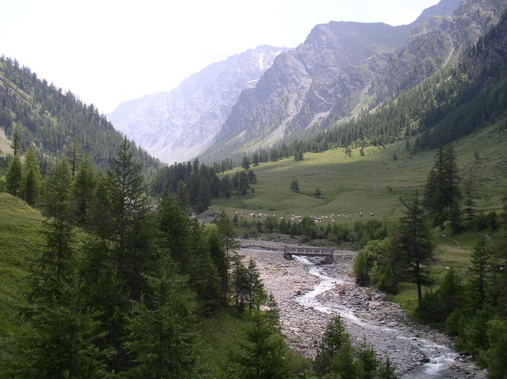 Agriturismo Barba Gust Cesana Torinese Eksteriør bilde