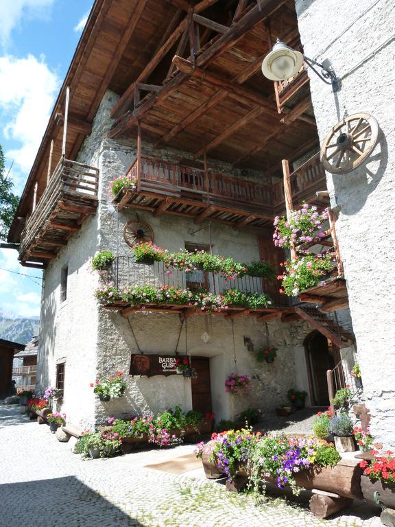 Agriturismo Barba Gust Cesana Torinese Eksteriør bilde